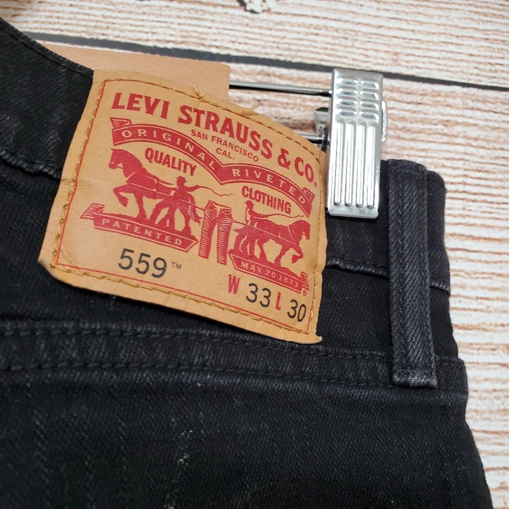 Levis good colors